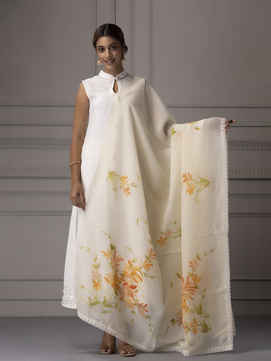 

Geroo Jaipur Handpainted Floral Dupatta with Crochet Lace, Beige