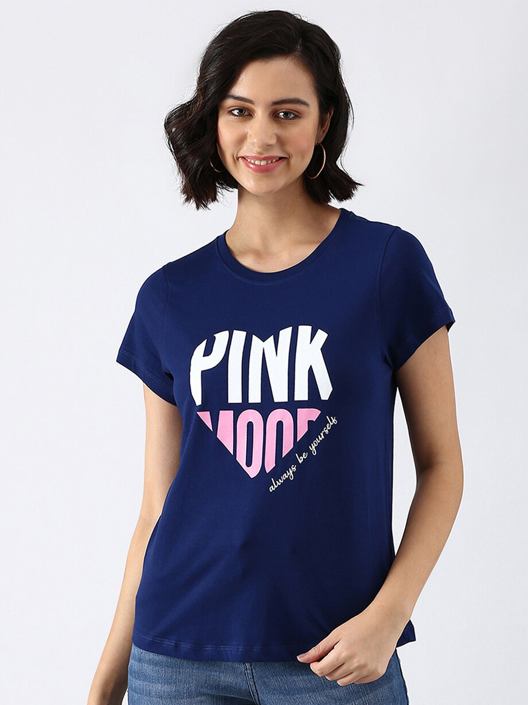 

abof Women Navy Blue Typography Printed Pure Cotton Regular Fit T-shirt
