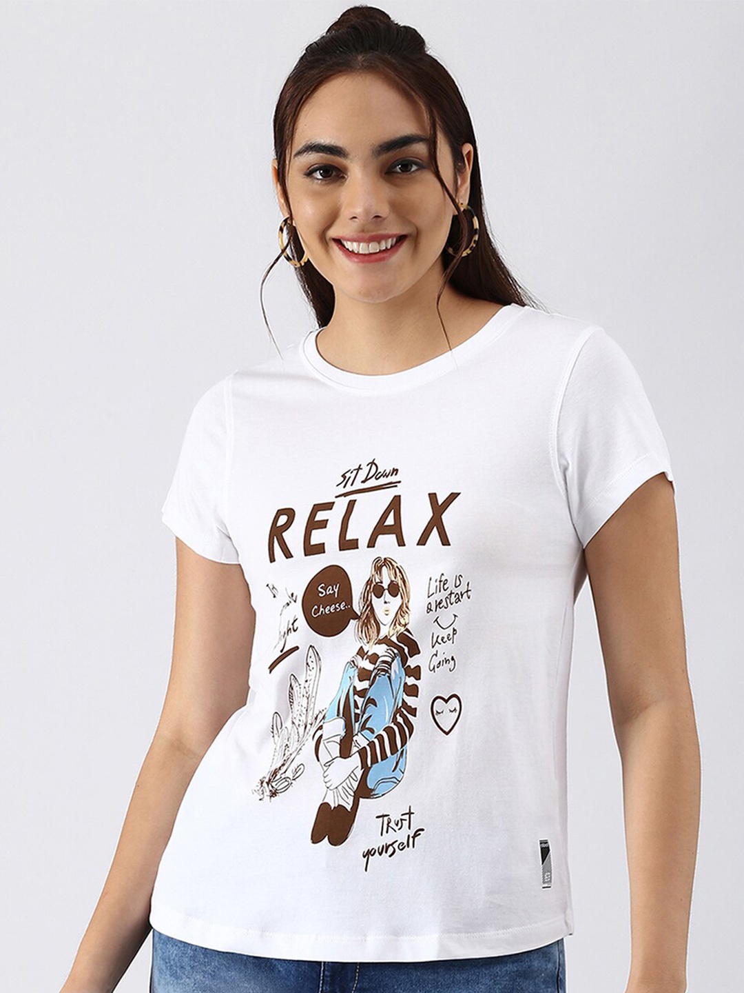 

abof Women White Typography Printed Pure Cotton T-shirt