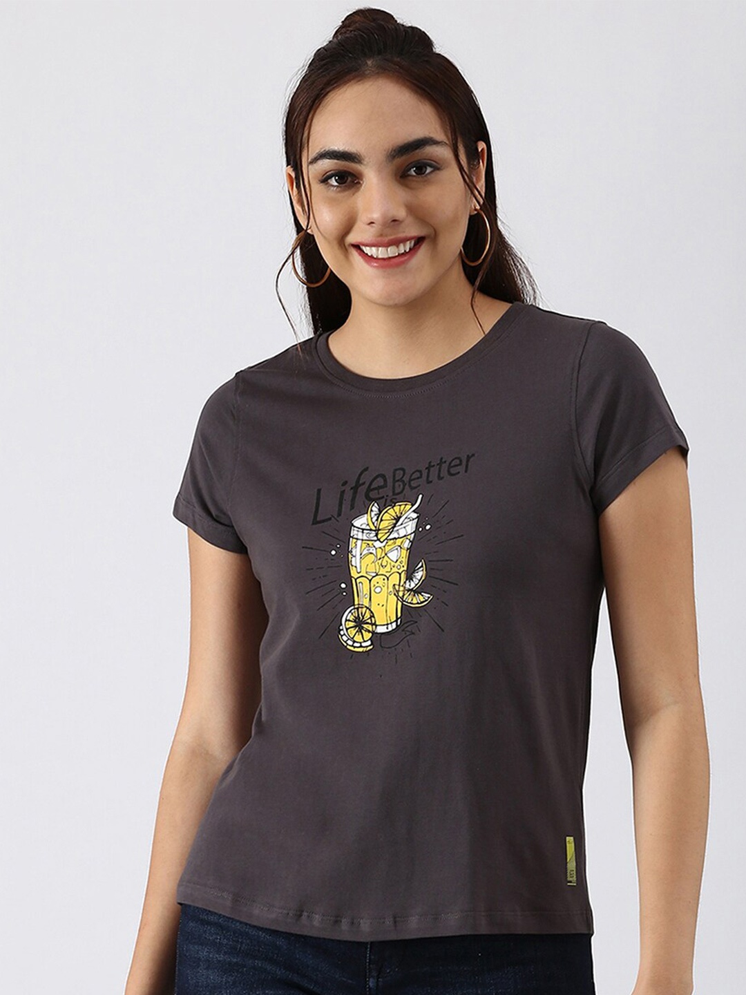 

abof Women Grey Printed Pure Cotton Regular Fit T-shirt