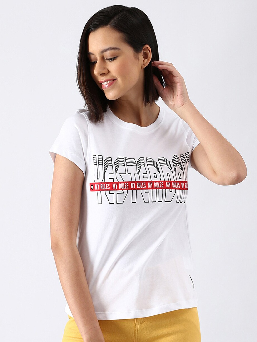 

abof Women White Typography Printed Pure Cotton T-shirt