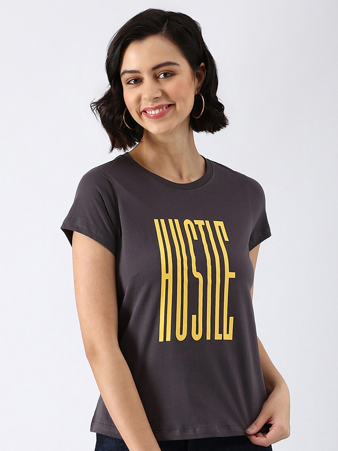 

abof Women Grey Typography Printed Pure Cotton T-shirt
