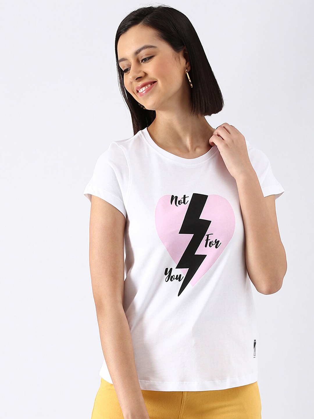 

abof Women White Printed Pure Cotton T-shirt