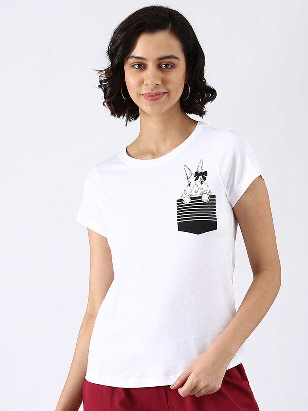 

abof Women White Printed Pure Cotton T-shirt