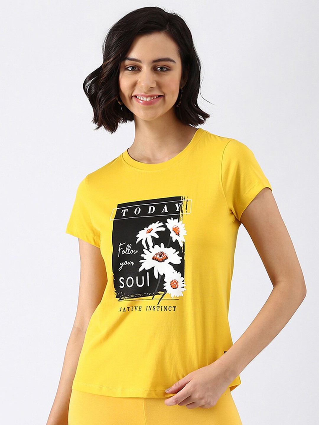 

abof Women Yellow & Black Printed Pure Cotton T-shirt