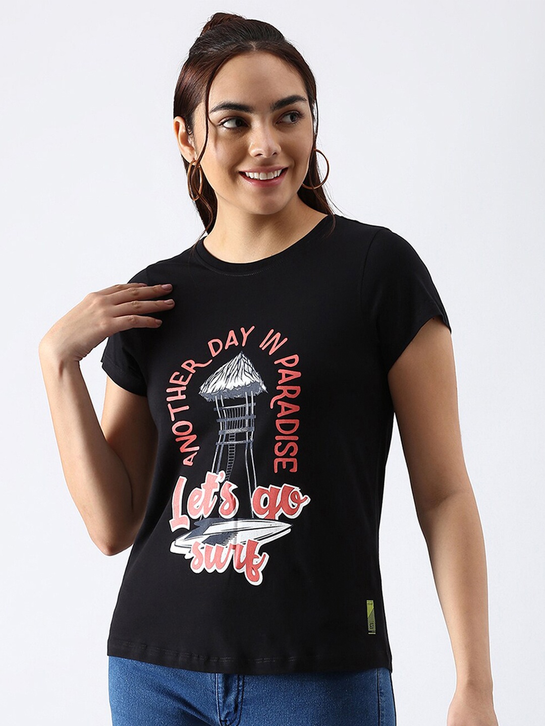 

abof Women Black & Red Printed Pure Cotton T-shirt