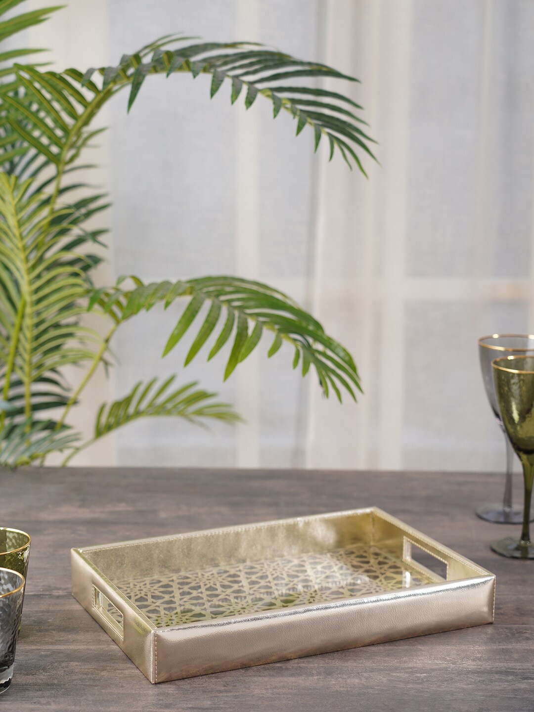 

Pure Home and Living Gold-Toned Textured Ceramic Serving Tray