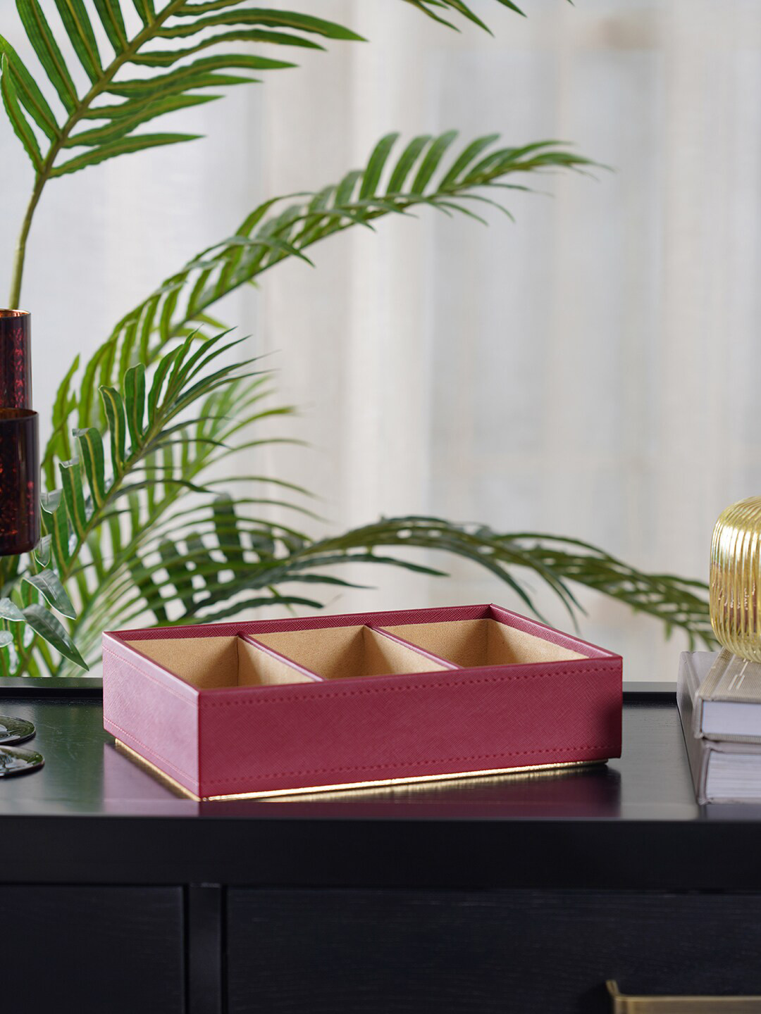 

Pure Home and Living Red 3-Compartment Tray