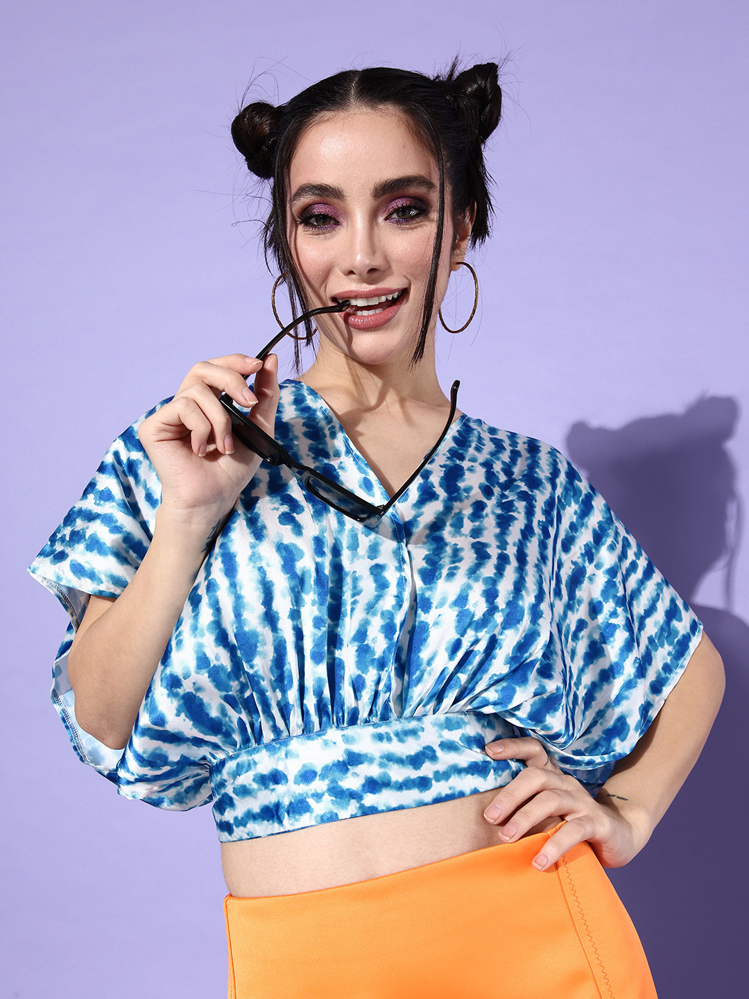 

StyleCast Women Blue & White Printed Blouson Crop Top