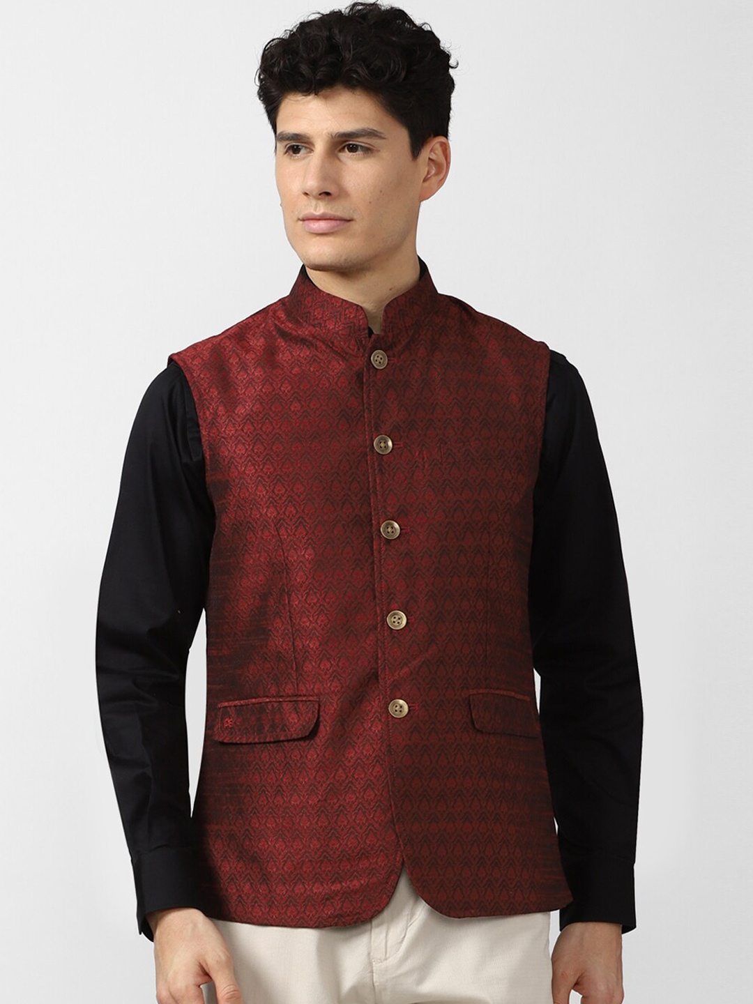 

Peter England Elite Men Maroon Printed Nehru Jackets