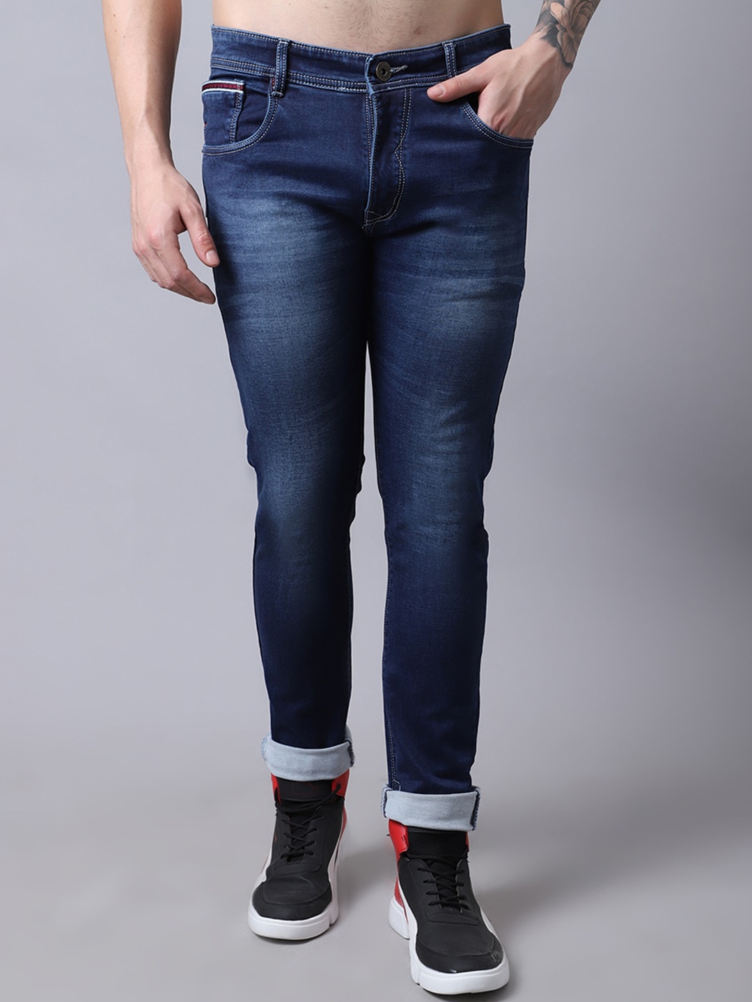 

Rodamo Men Blue Slim Fit Light Fade Jeans