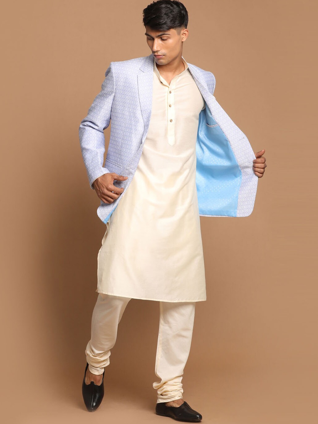 

VASTRAMAY Men Cream-Coloured Layered Kurta with Churidar Pant & Jacket