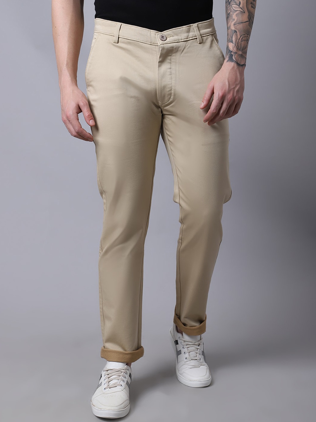 

Rodamo Men Beige Slim Fit Solid Chinos Trousers