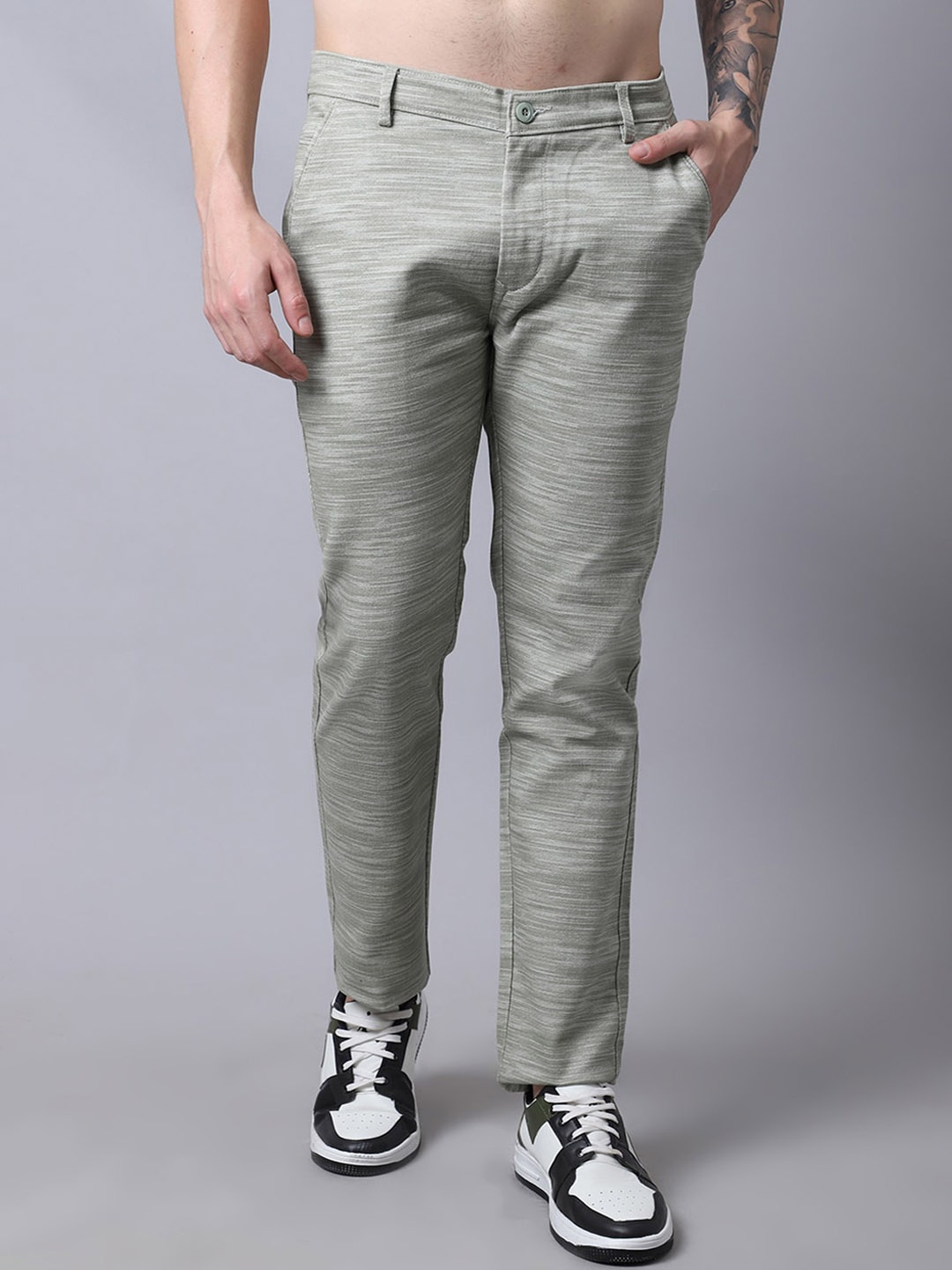 

Rodamo Men Olive Green Slim Fit Solid Trousers