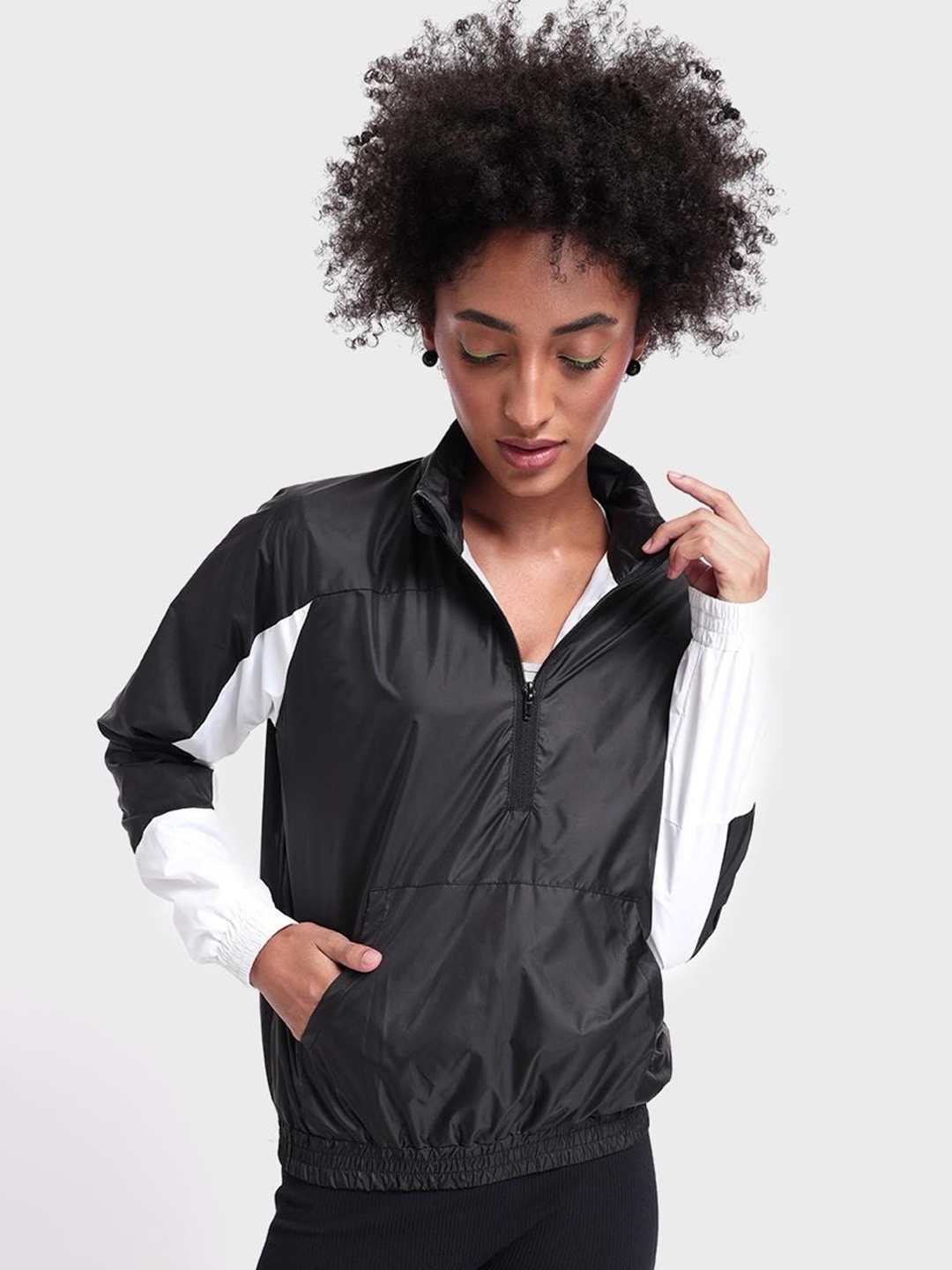 

Bewakoof Women Black & White Colourblocked Windcheater Jacket