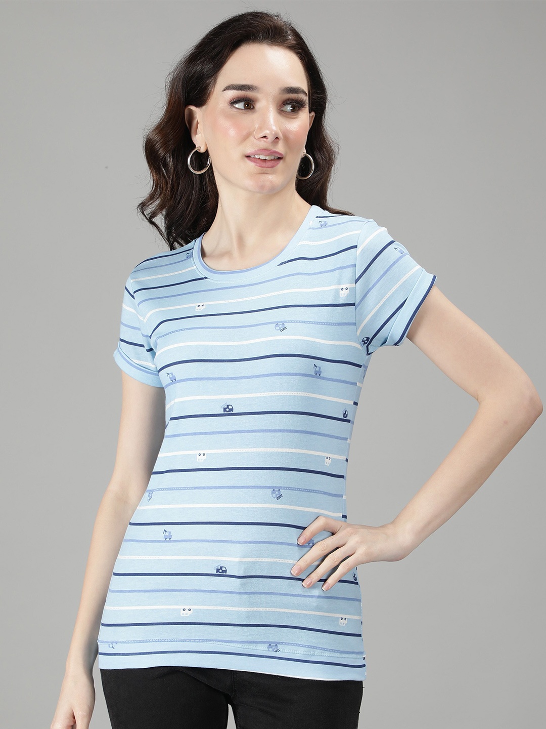 

Sonex Gold Women Blue Striped Slim Fit T-shirt