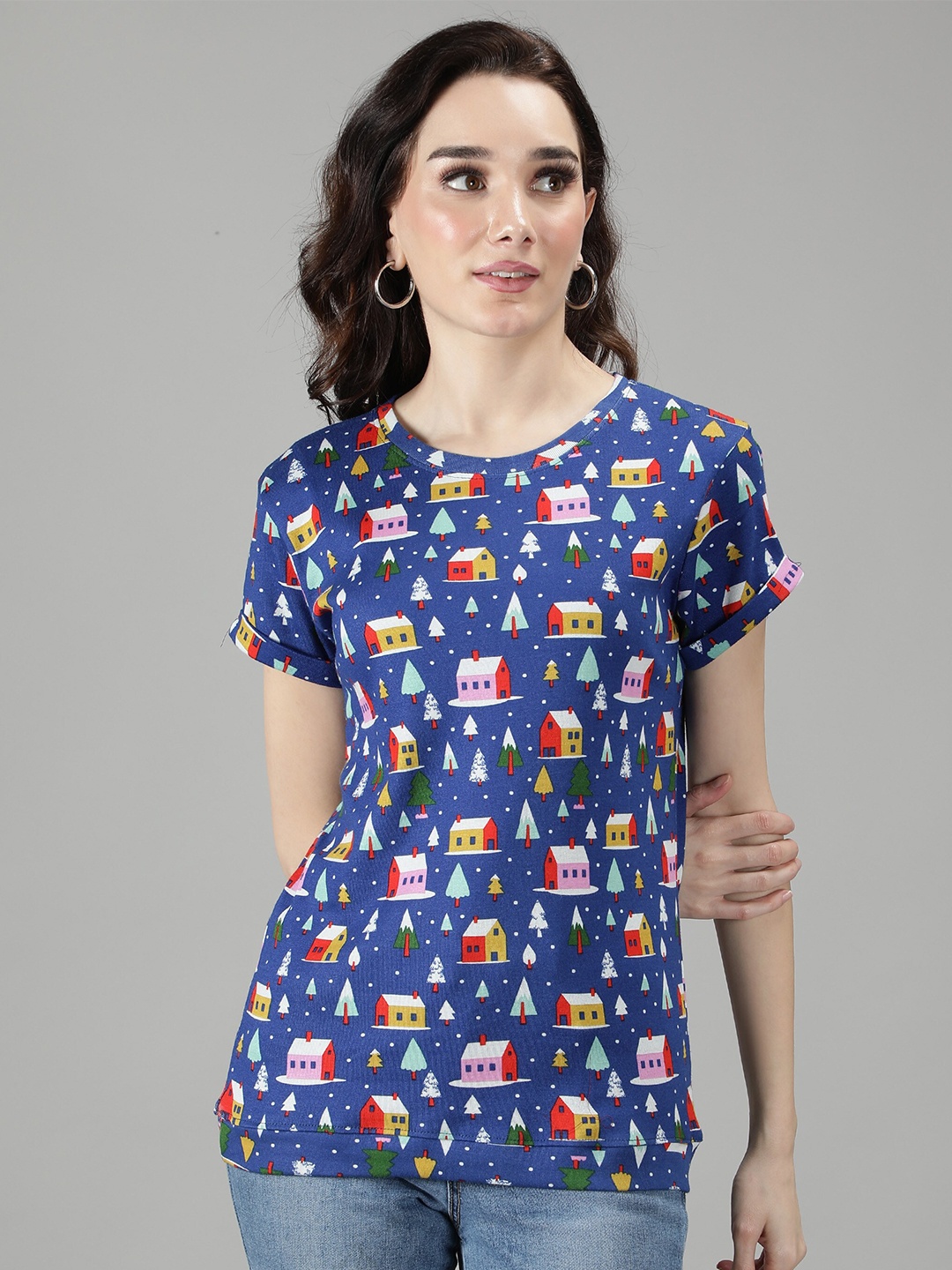 

Sonex Gold Women Blue Printed Slim Fit Cotton T-shirt
