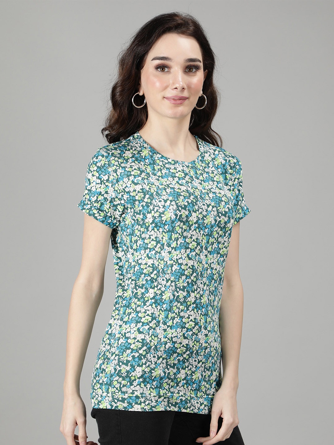 

Sonex Gold Women Teal Floral Printed Slim Fit Cotton T-shirt