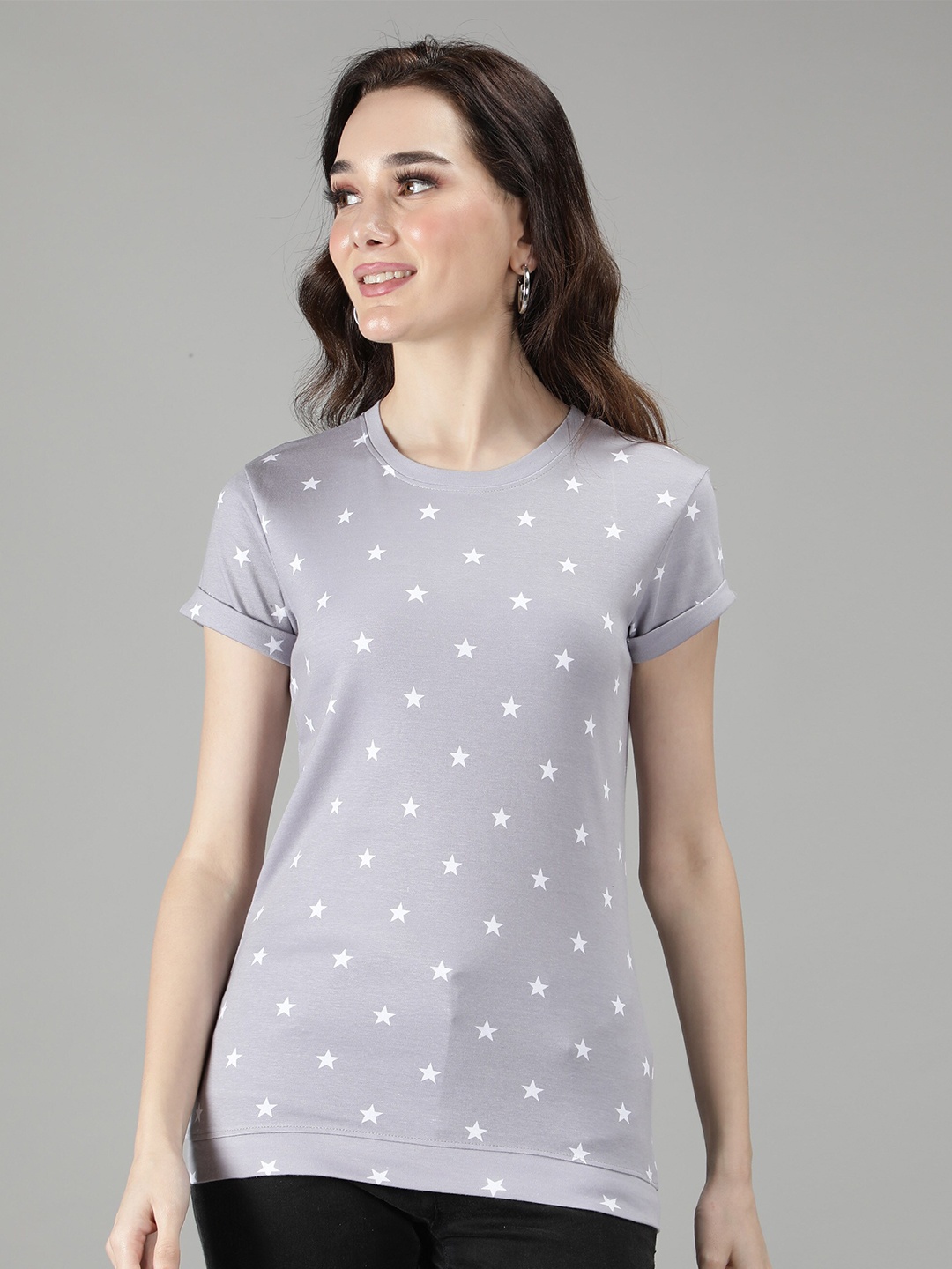 

Sonex Gold Women Grey Printed Slim Fit T-shirt