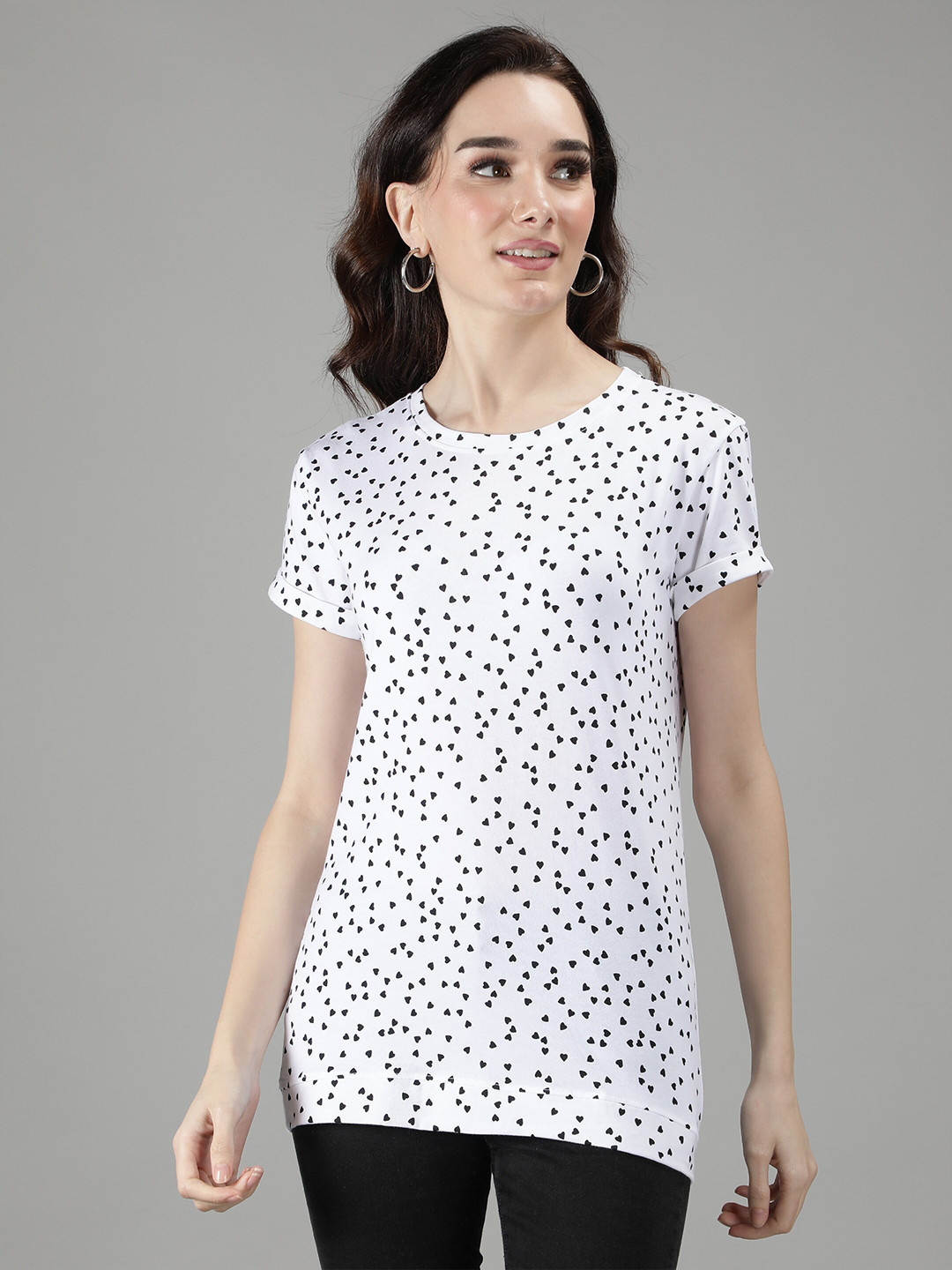 

Sonex Gold Women White Printed Slim Fit T-shirt