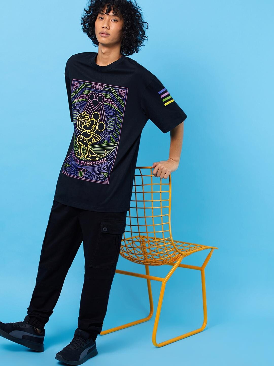 

Bewakoof Men Black Mickey Mouse Printed Loose T-shirt