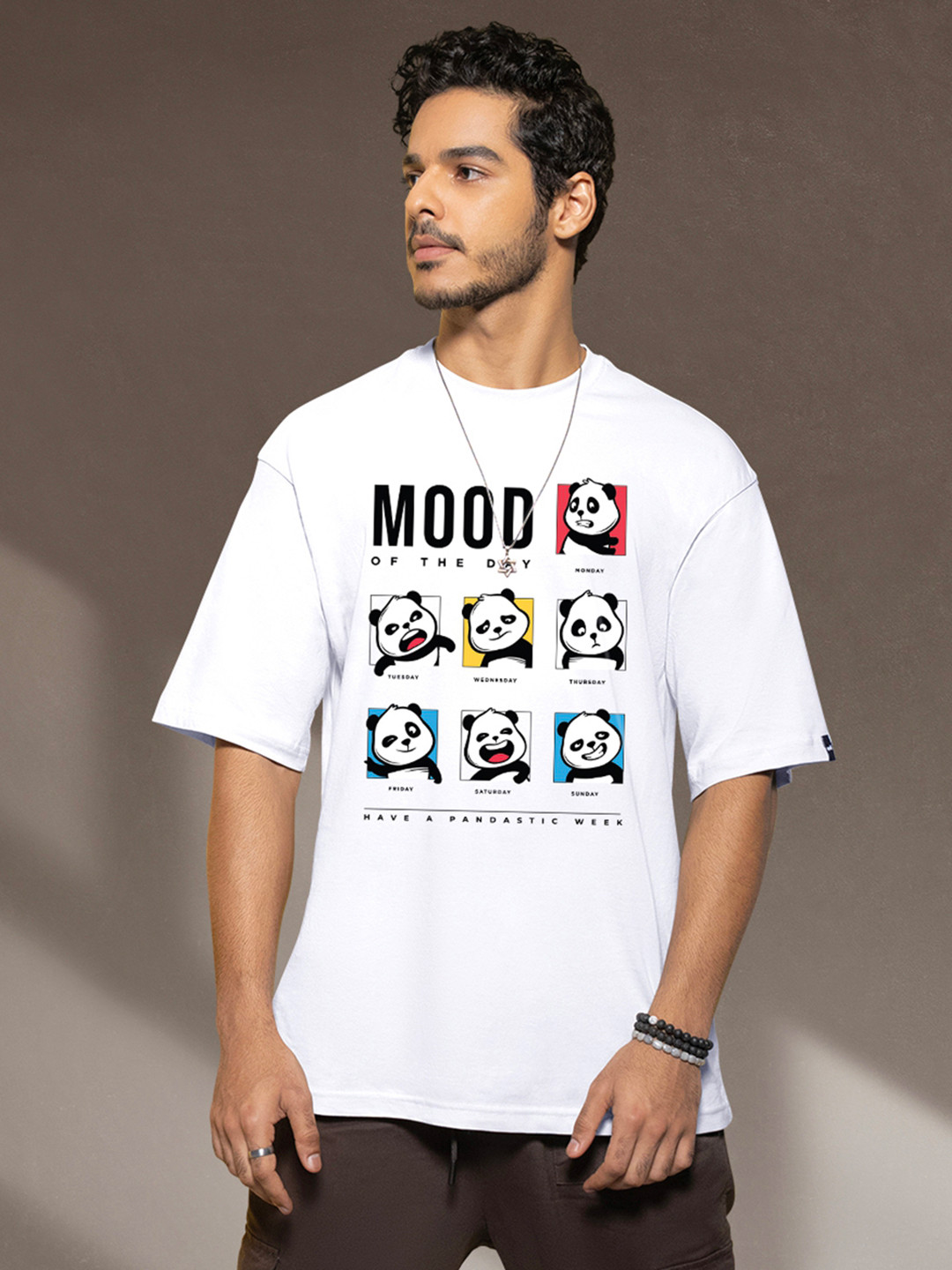 

Bewakoof Men White Printed Drop-Shoulder Sleeves Oversized Cotton T-shirt