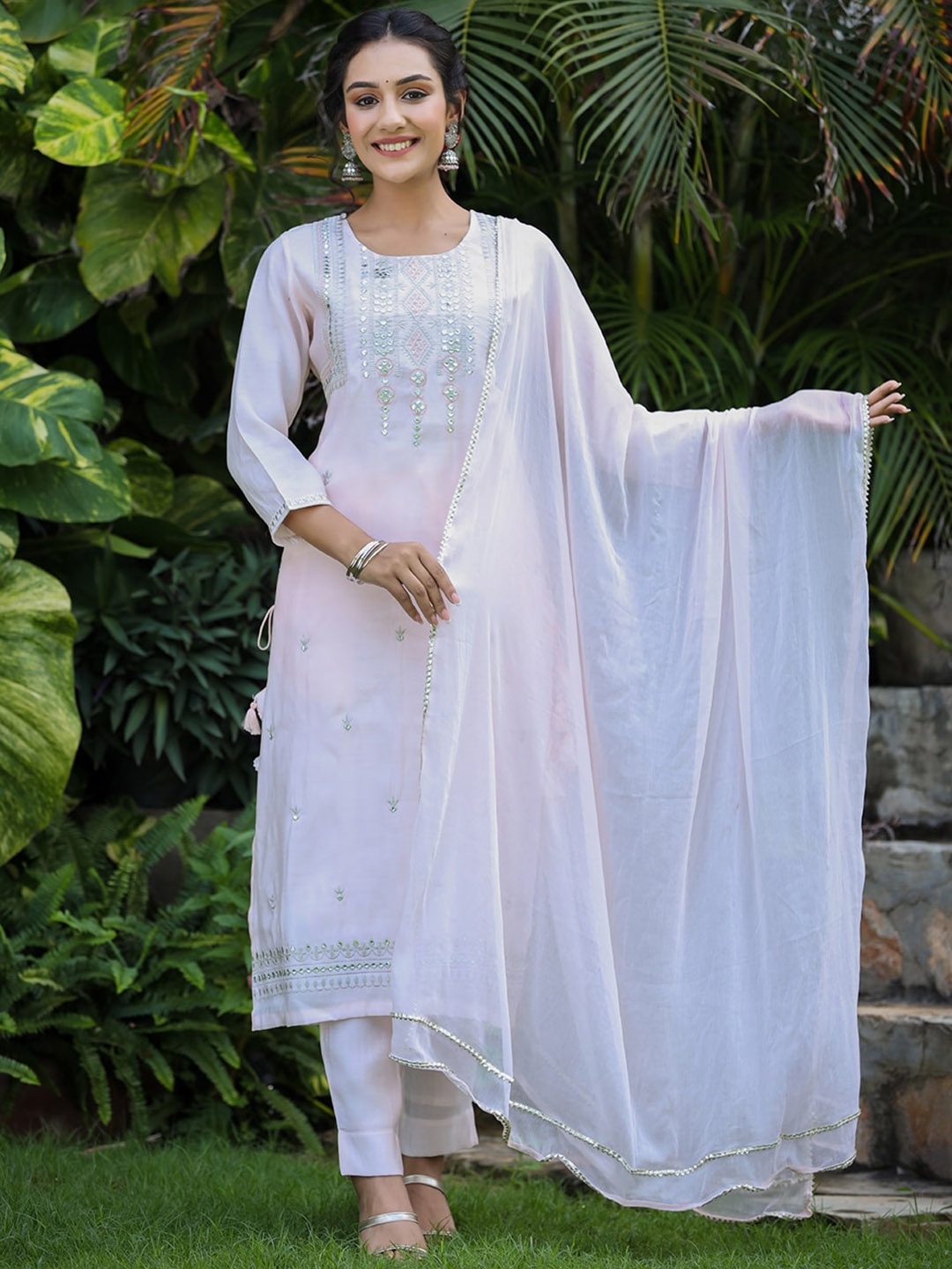 

KAAJH Women Pink Gotta Patti Pure Silk Kurta with Trousers & With Dupatta