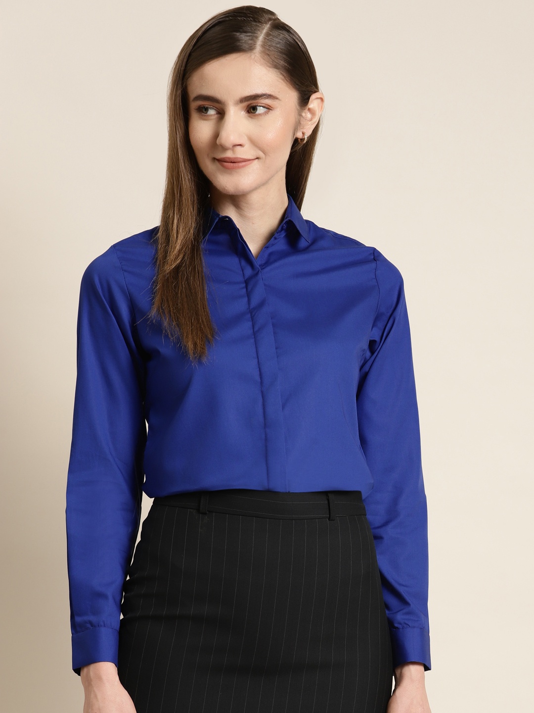 

Hancock Women Blue Pure Cotton Solid Slim Fit Formal Shirt