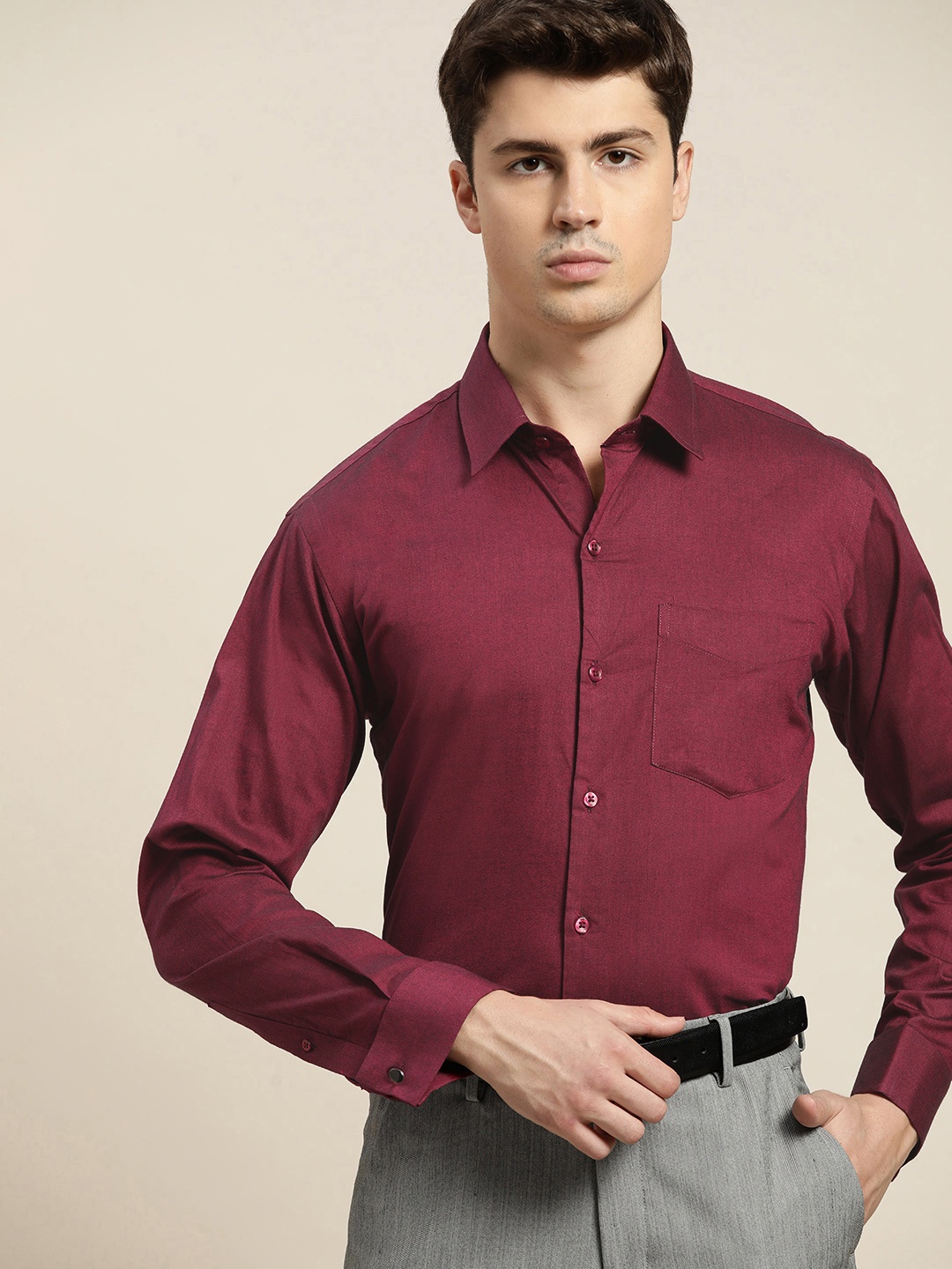 

Hancock Men Maroon Slim Fit Solid French Cuff Pure Cotton Formal Shirt