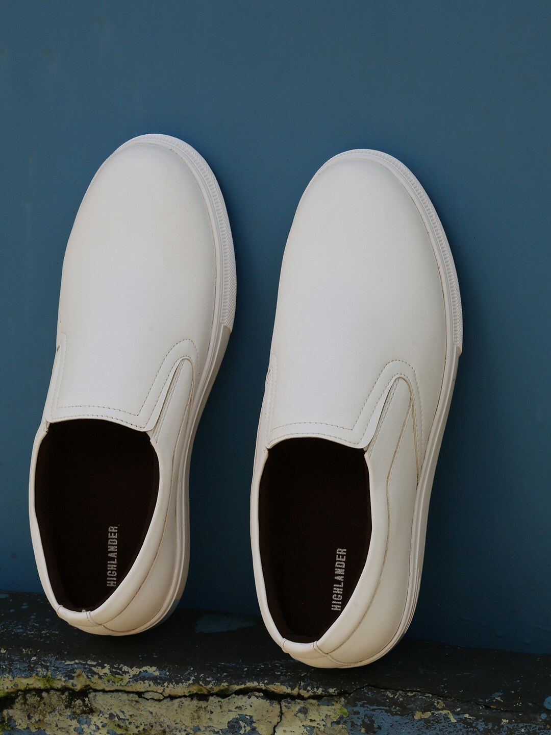 

HIGHLANDER Men Slip-On PU Sneakers, White
