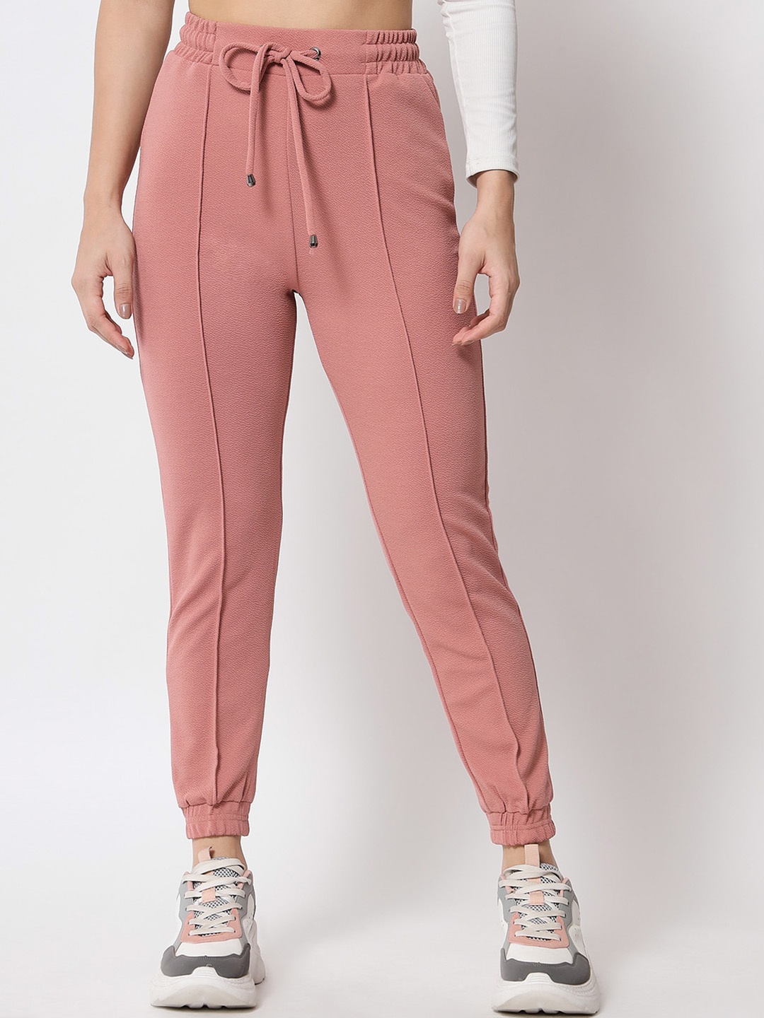 

Q-rious Women Pink Striped Pleated Joggers Trousers