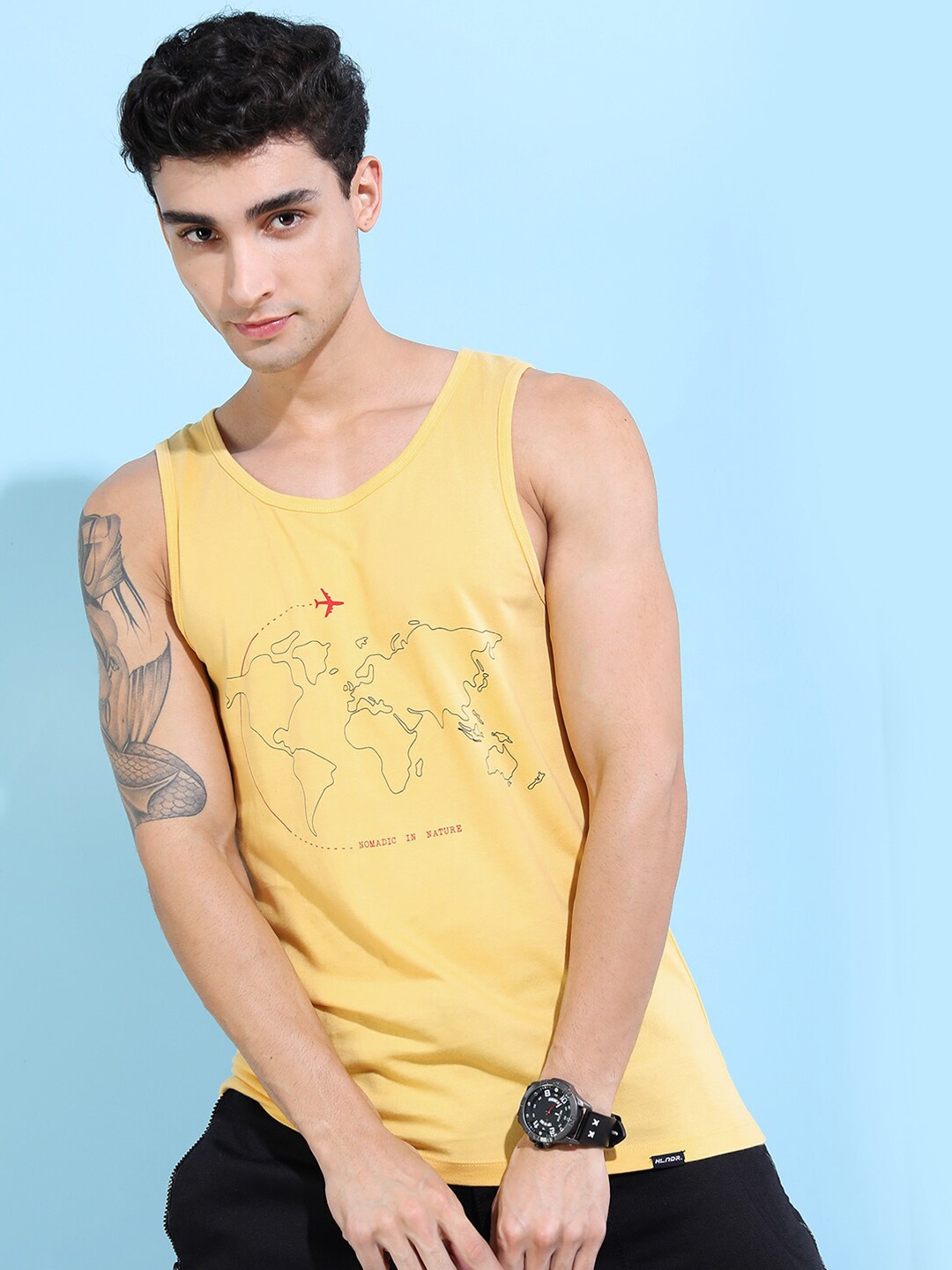 

HIGHLANDER Men Yellow Printed Slim Fit Cotton T-shirt