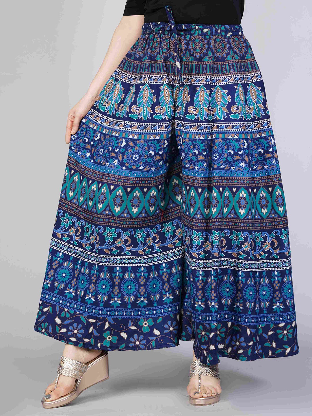 

ROOPWATI FASHION Women Navy Blue & Green Ethnic Motifs Printed Flared Knitted Palazzos