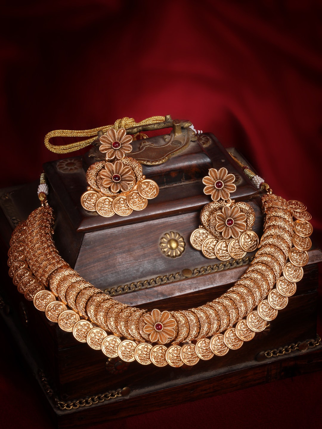 

GRIIHAM Gold-Plated AD Stone-Studded Jewellery Set