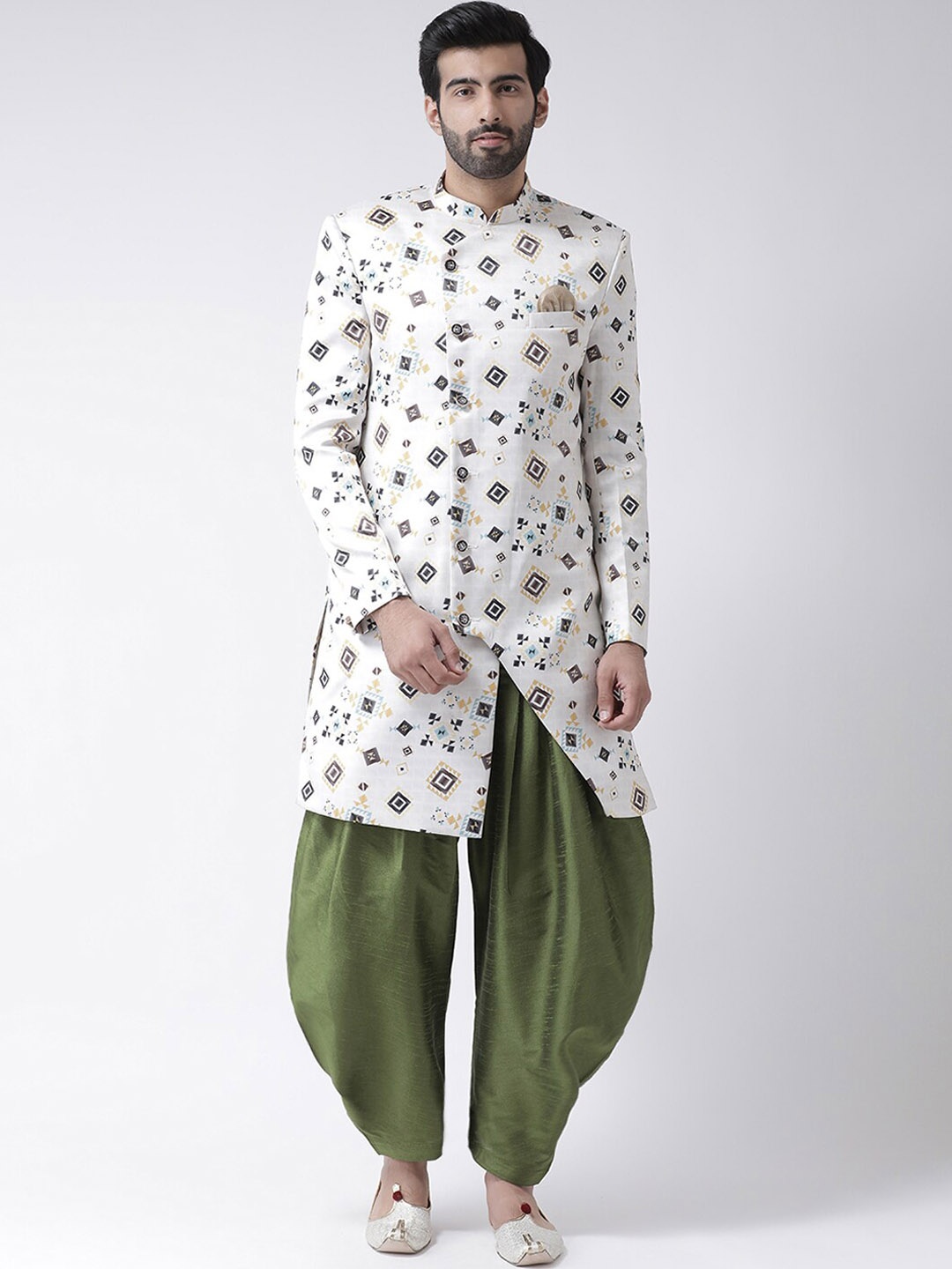 

Hangup Men White & Green Printed Sherwani Set
