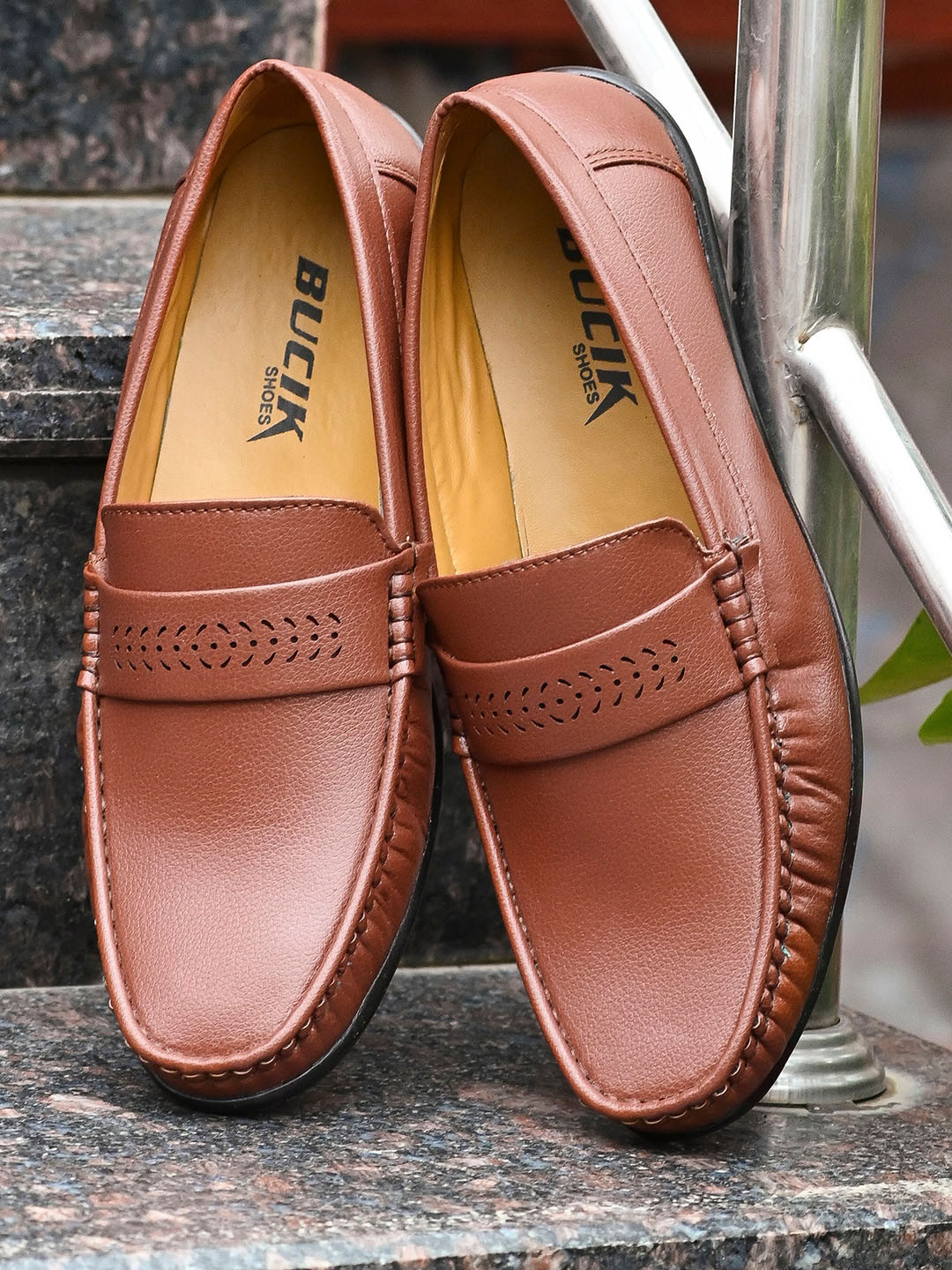 

BUCIK Men Solid Lightweight Casual Leather Slip-On Loafers, Tan