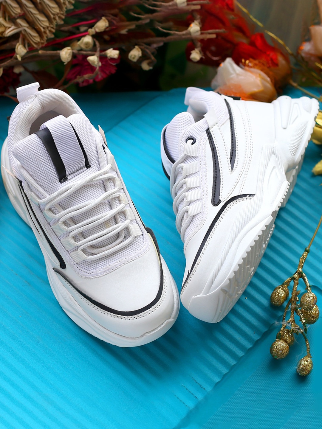 

DEAS Women White Solid Sneakers