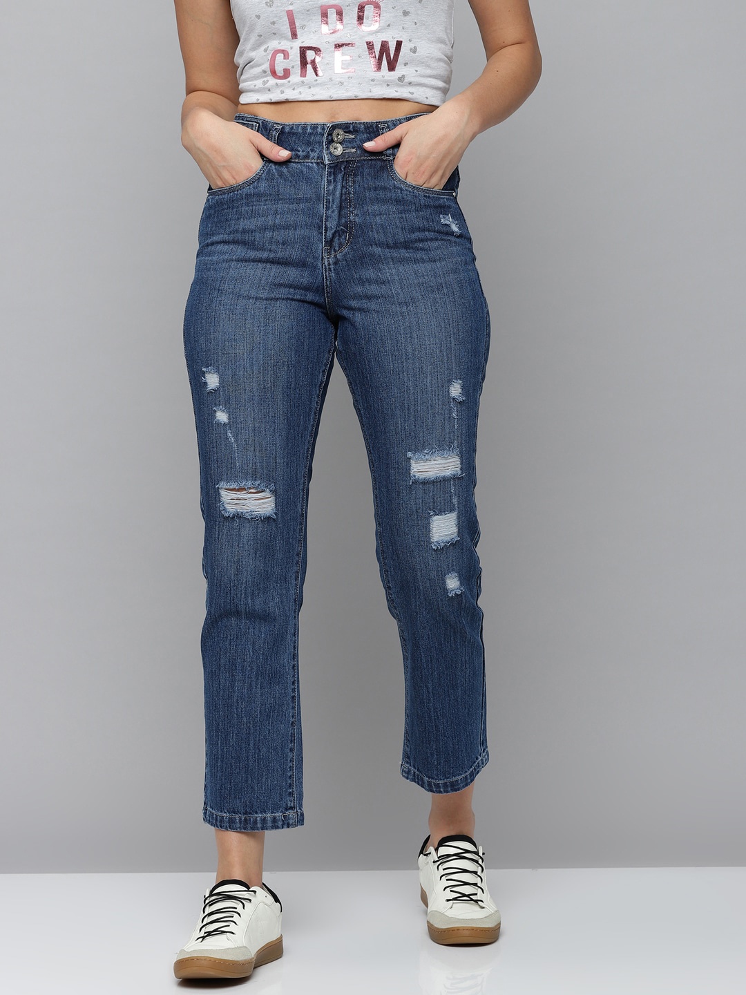 

SHOWOFF Women Navy Blue Jean Relaxed Fit High-Rise Mildly Distressed Light Fade Stretchable Jeans