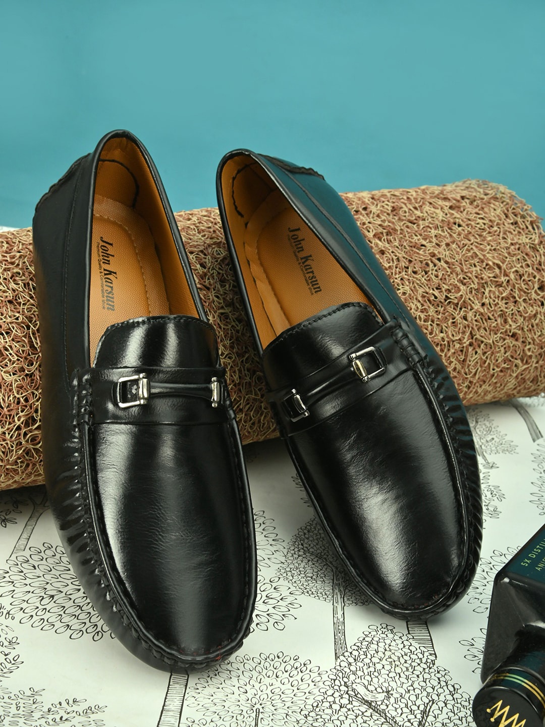 

John Karsun Men Black Loafers