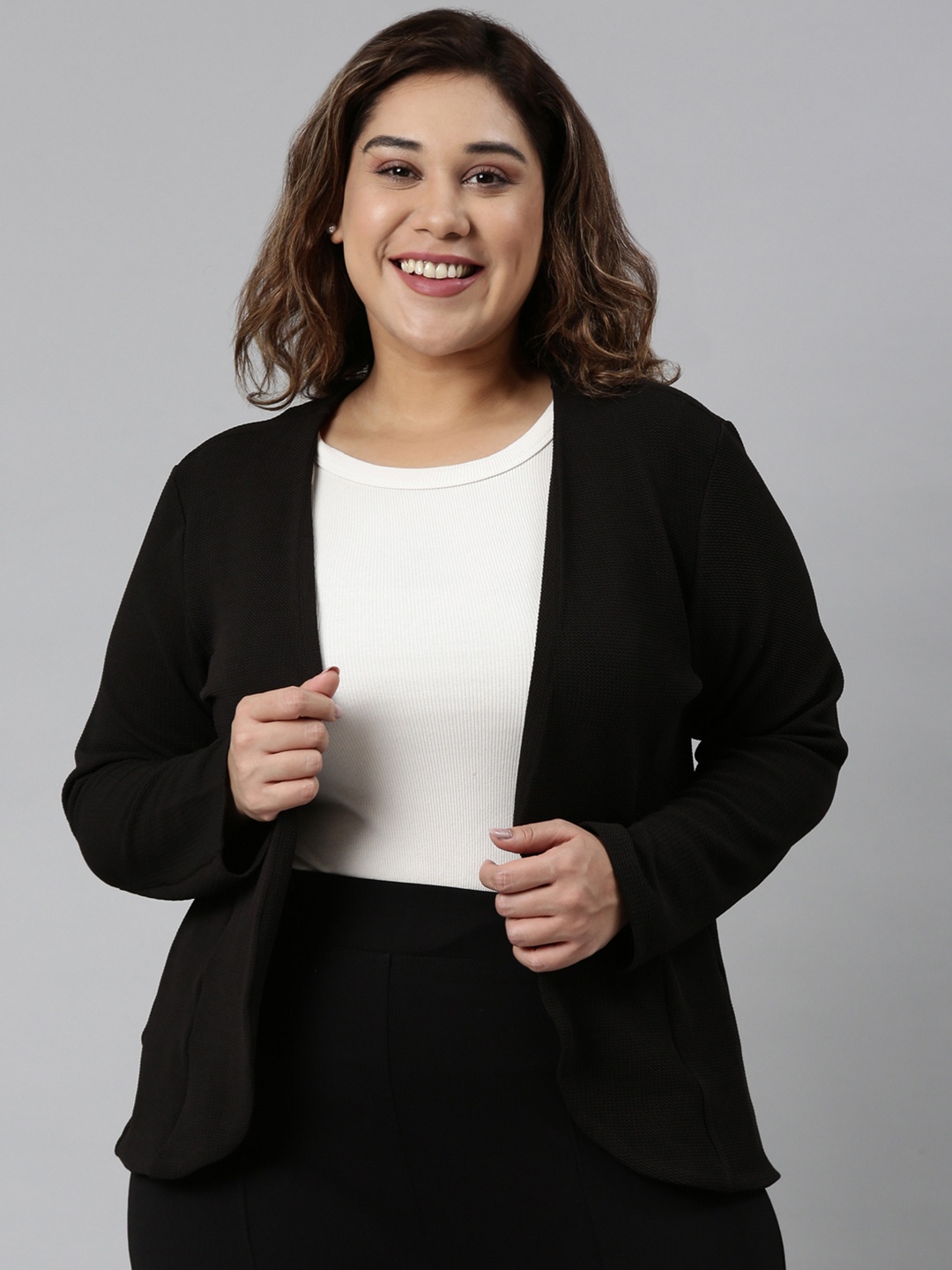 

The Pink Moon Women Black Lightweight Open Front Jacket