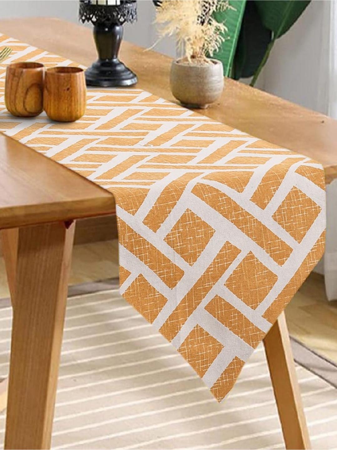 

URBAN SPACE Mustard Yellow & White Printed Pure Cotton Rectangular 4-Seater Table Runner