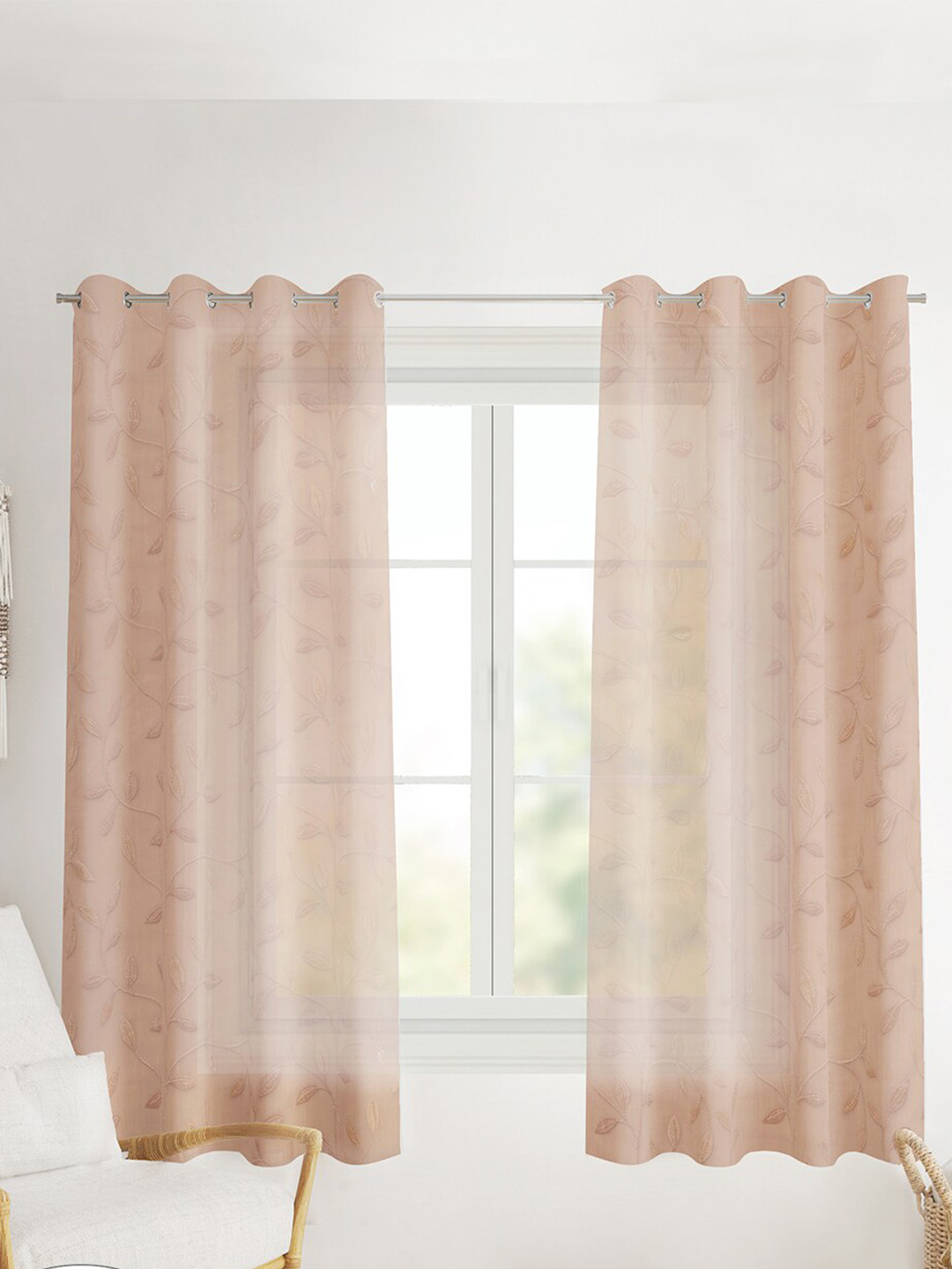 

HomeTown Beige Set of 2 Floral Room Darkening Window Curtain