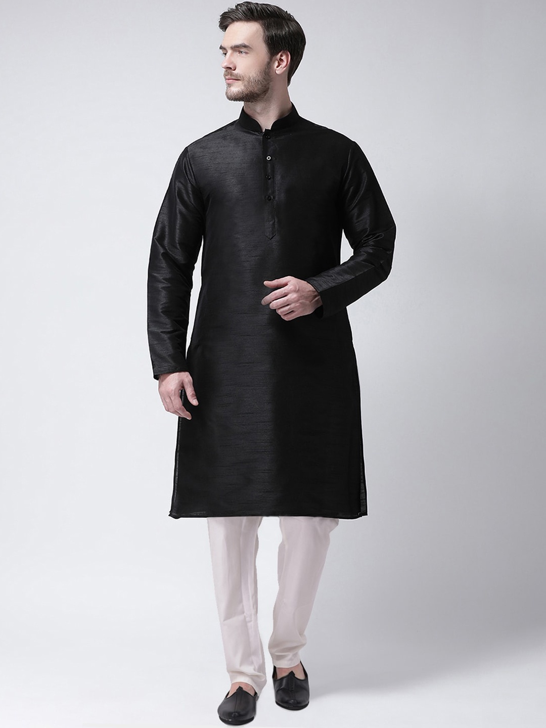 

SG LEMAN Men Raw Silk Kurta with Churidar, Black