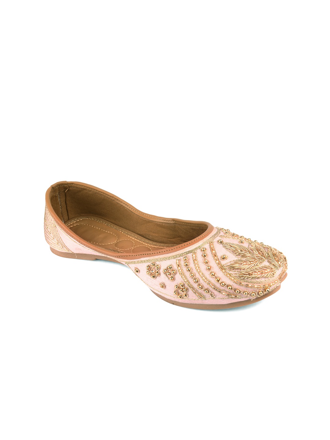 

DESI COLOUR Women Embellished Ethnic Mojaris Flats, Peach