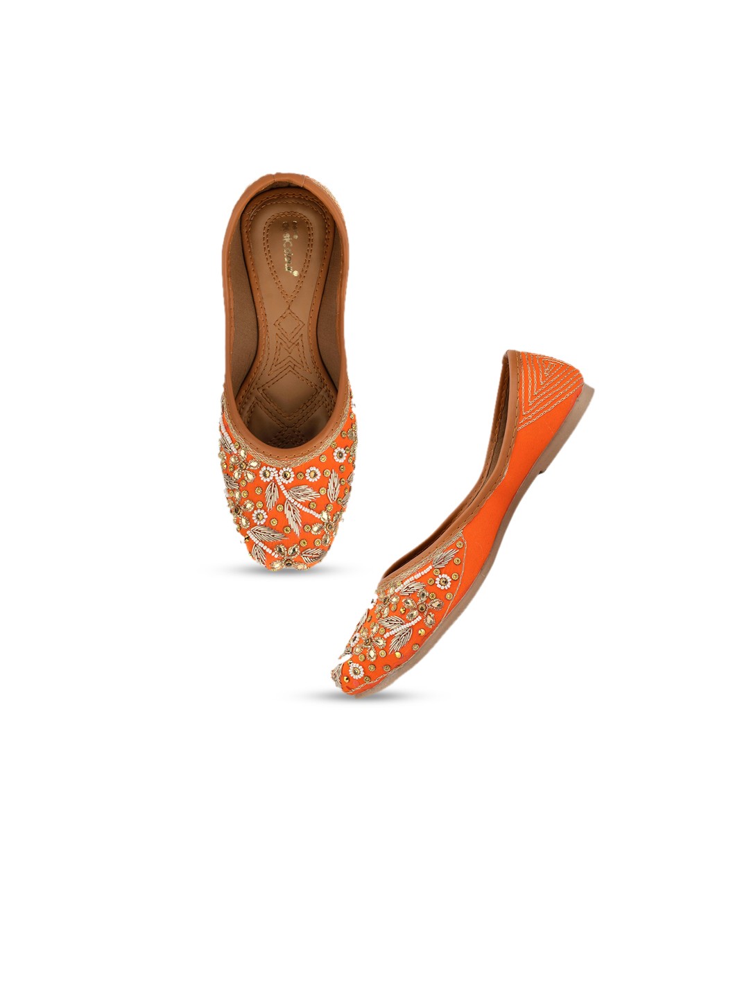 

DESI COLOUR Women Embellished Ethnic Mojaris Flats, Orange