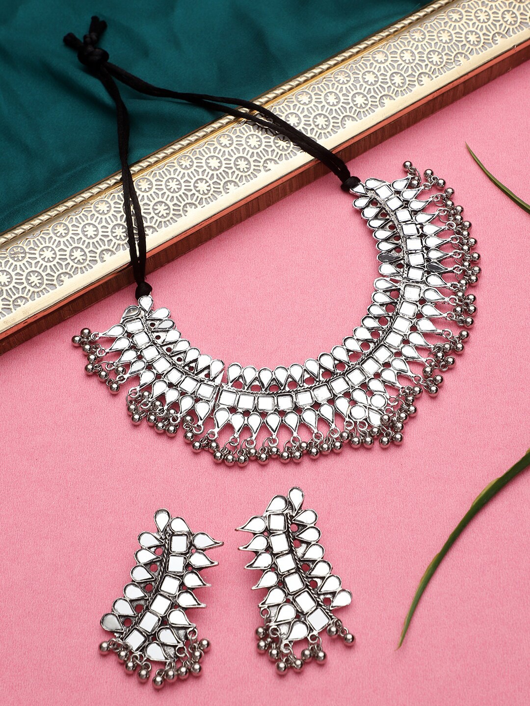 

KACY Silver-Plated Mirror Studded Jewellery Set