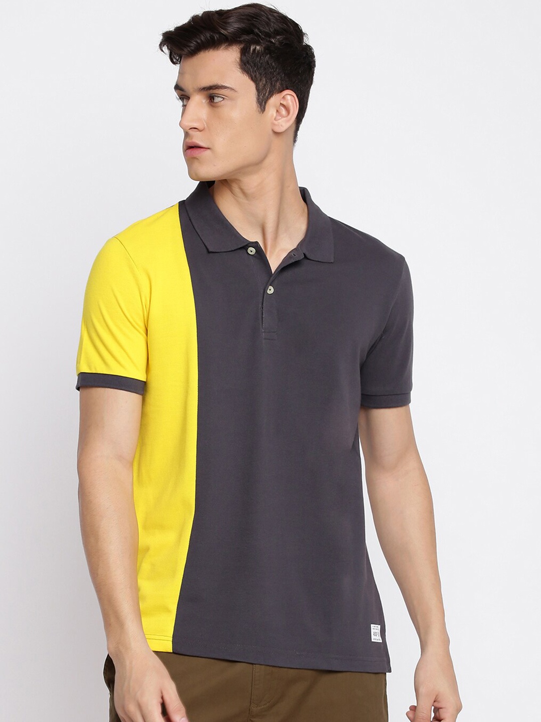 

abof Men Grey & Yellow Colourblocked Polo Collar T-shirt
