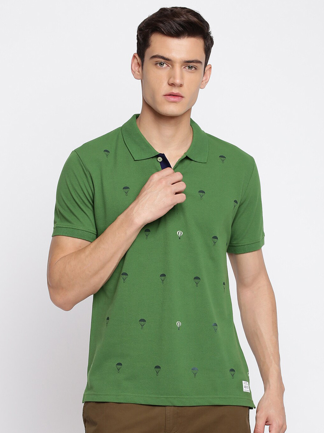 

abof Men Green Printed Polo Collar T-shirt