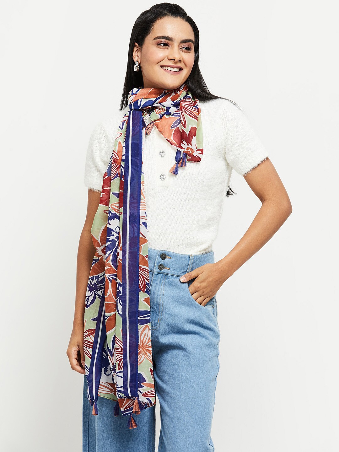 

Max Women Blue & Off White Printed Scarf