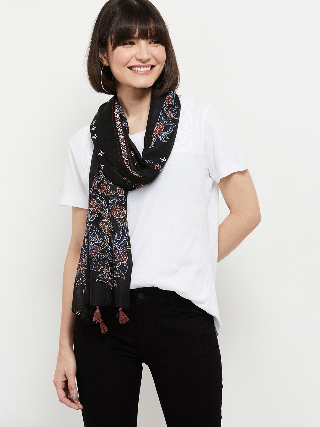 

max Women Printed Polyester Scarf, Black